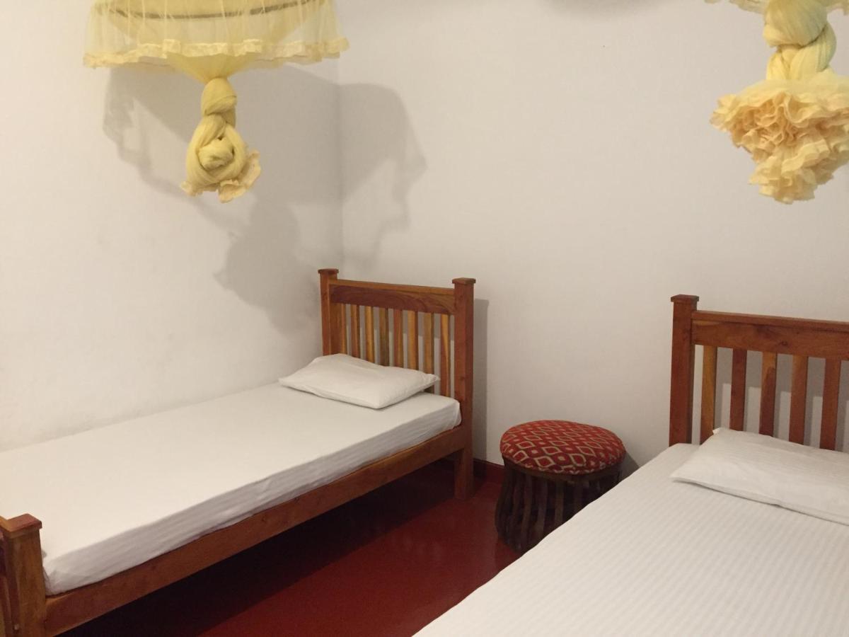Best Hostel Yala Tissamaharama Exterior photo